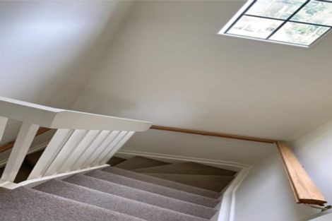 Photo of property in 1/66 Seaview Road, Glenfield, Auckland, 0629