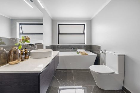 Photo of property in 16 Mclean Street, Pokeno, 2402