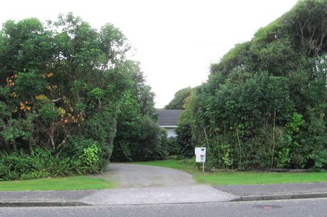 Photo of property in 33 Ngaio Road, Waikanae, 5036