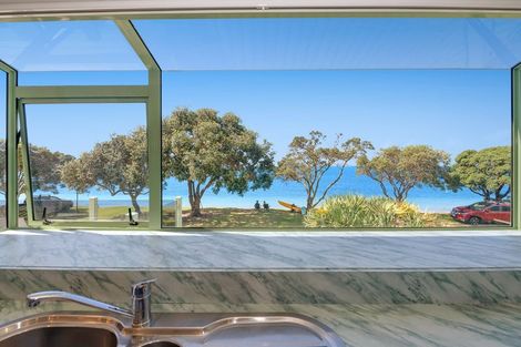Photo of property in 20 Matakatia Parade, Matakatia, Whangaparaoa, 0930
