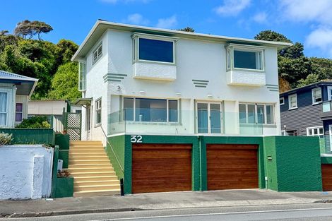 Photo of property in 32 Sunset Parade, Plimmerton, Porirua, 5026
