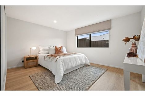 Photo of property in 2 Mccahon Drive, Rangiora, 7400