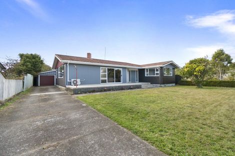 Photo of property in 14 Wilson Street, Bulls, 4818