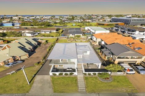 Photo of property in 31 Tawa Street, Mount Maunganui, 3116