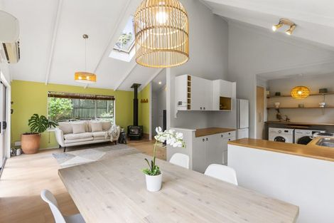 Photo of property in 3/40 Radiata Lane, Chatswood, Auckland, 0626