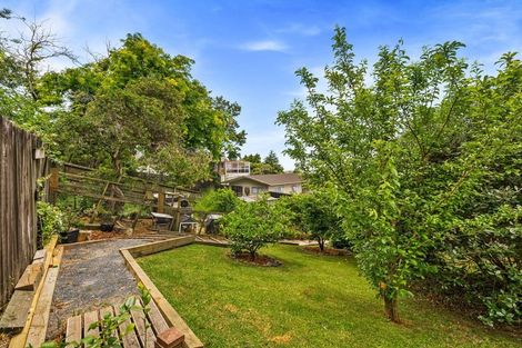 Photo of property in 45 John Dee Crescent, Red Beach, 0932