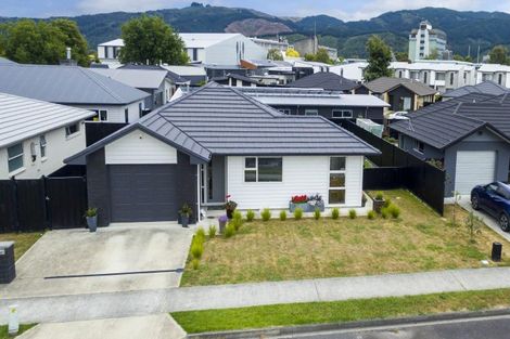 Photo of property in 24 Gallipoli Road, Trentham, Upper Hutt, 5018