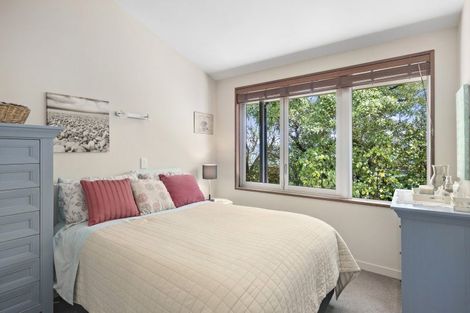 Photo of property in 22 Howard Road, Point Howard, Lower Hutt, 5013
