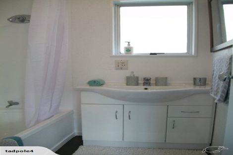 Photo of property in 24 Garton Drive, Massey, Auckland, 0614