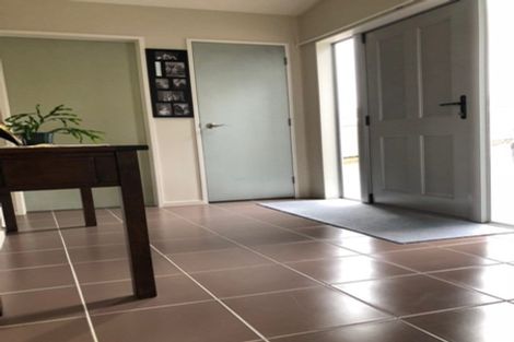 Photo of property in 17a Sandybrow, Churton Park, Wellington, 6037