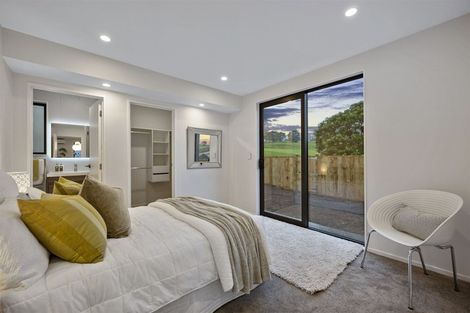 Photo of property in 4 Whale Bay Rise, Gulf Harbour, 0930
