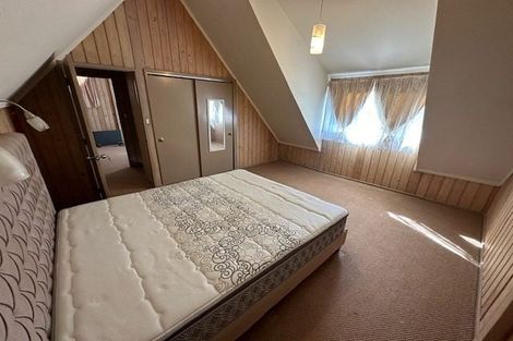 Photo of property in 4 Westpark Drive, West Harbour, Auckland, 0618