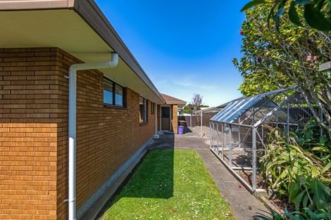 Photo of property in 2 Webb Street, Terrace End, Palmerston North, 4410