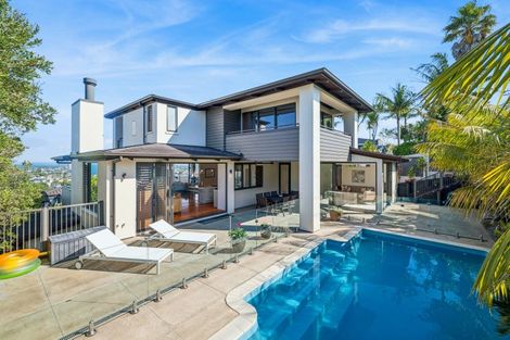 Photo of property in 5 Castor Bay Road, Castor Bay, Auckland, 0620