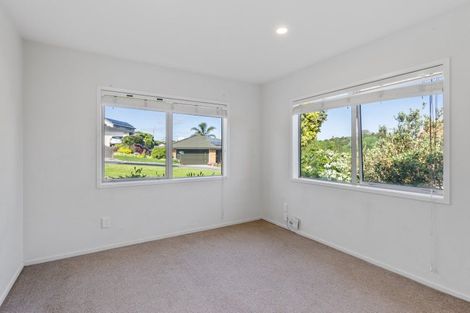 Photo of property in 27 Bayvista Close, Welcome Bay, Tauranga, 3112