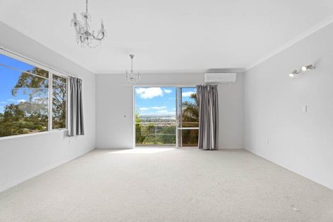 Photo of property in 114 Point View Drive, East Tamaki Heights, Auckland, 2016