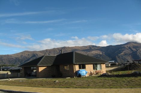 Photo of property in 23 Farrant Drive, Wanaka, 9305