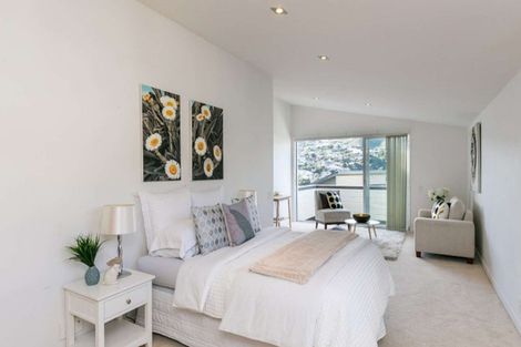 Photo of property in 2/3 Severn Street, Island Bay, Wellington, 6023