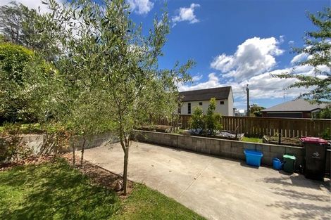 Photo of property in 1/53 Seaview Road, Glenfield, Auckland, 0629