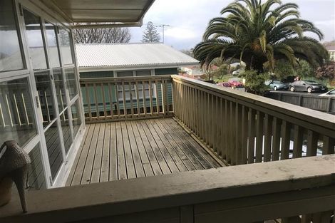 Photo of property in 40 Tahi Terrace, Glen Eden, Auckland, 0602