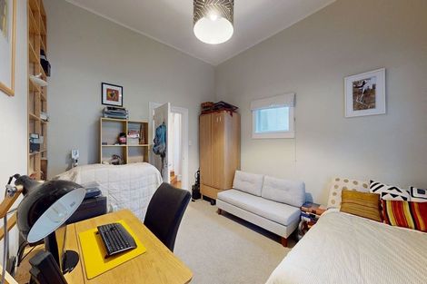 Photo of property in 188 The Parade, Island Bay, Wellington, 6023