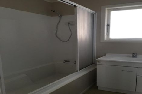 Photo of property in 18 Hunua Road, Papakura, 2110