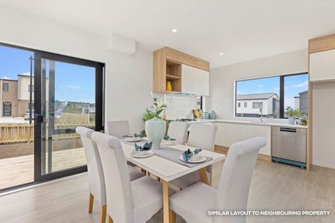 Photo of property in 2 Poruru Close, Papakura, 2110
