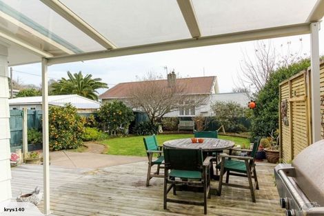 Photo of property in 60 Tukapa Street, Westown, New Plymouth, 4310