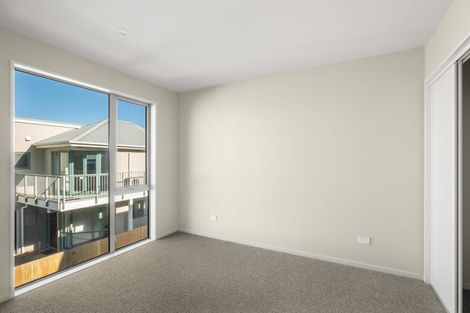 Photo of property in 2/50 Marine Parade, North New Brighton, Christchurch, 8083