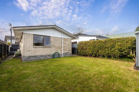 Photo of property in 78 Gover Street, New Plymouth, 4310