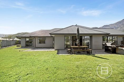 Photo of property in 9 Judge And Jury Drive, Lake Hayes, Queenstown, 9304