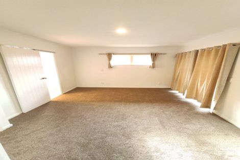 Photo of property in 12 Colwill Road, Massey, Auckland, 0614