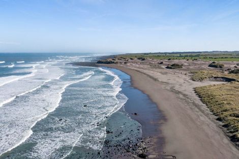 Photo of property in 289 Tai Road, Opunake, 4681