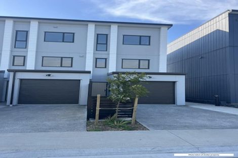 Photo of property in 3 Mataitai Road, Hobsonville, Auckland, 0618
