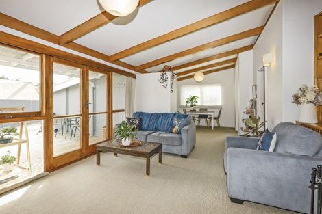 Photo of property in 92 Tollemache Road East, Longlands, Hastings, 4122