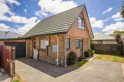 Photo of property in 4/23 Tower Street, Hornby, Christchurch, 8042