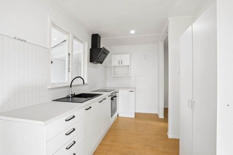 Photo of property in 261 Sturges Road, Henderson, Auckland, 0612