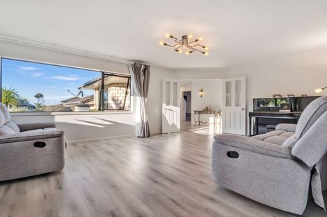 Photo of property in 37 Magellan Rise, Flagstaff, Hamilton, 3210