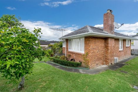 Photo of property in 2/10 Merriefield Avenue, Forrest Hill, Auckland, 0620