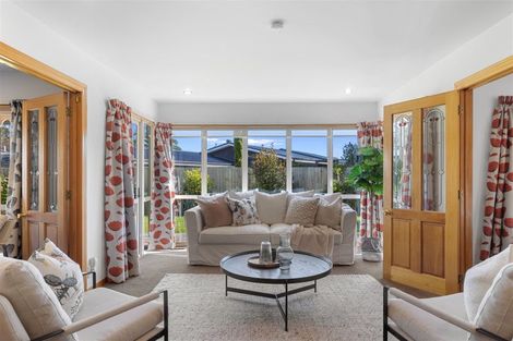 Photo of property in 87 Windermere Road, Papanui, Christchurch, 8053