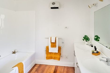 Photo of property in 81 Spinnaker Drive, Whitby, Porirua, 5024