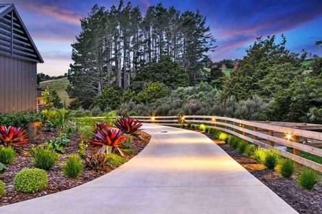 Photo of property in 98 Old Coach Way, Ramarama, Drury, 2579