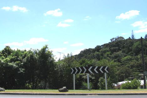 Photo of property in 2/60 Eskdale Road, Birkdale, Auckland, 0626