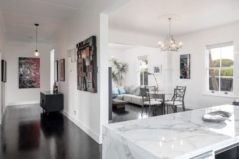 Photo of property in 100 Pukekohe East Road, Pukekohe, 2677