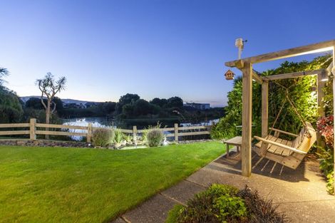 Photo of property in 5 Hana Udy Place, Paraparaumu Beach, Paraparaumu, 5032