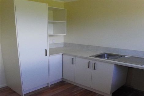 Photo of property in 41 Versailles Street, Karori, Wellington, 6012