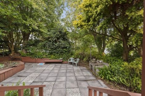 Photo of property in 2/1 Trelawny Place, Hillcrest, Auckland, 0627