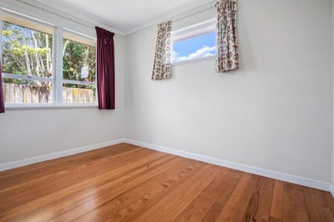 Photo of property in 71 Sylvan Crescent, Te Atatu South, Auckland, 0610