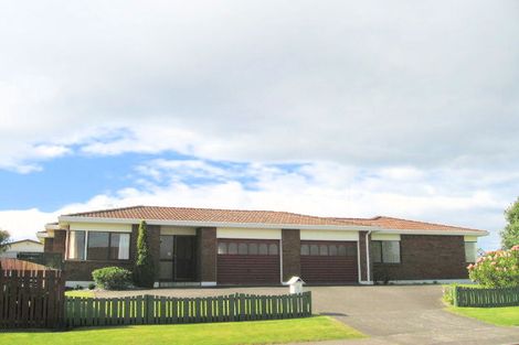 Photo of property in 2 Marwood Place, Mount Maunganui, 3116
