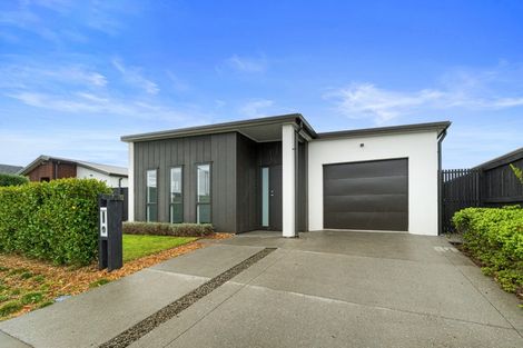 Photo of property in 32 Probert Crescent, Chartwell, Hamilton, 3210